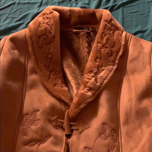 Jacket - Picture 2 of 3